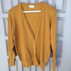 Cielo Cardigan Ladies SzM Harvest Gold Long Sleeves Button Detail V Neck Used